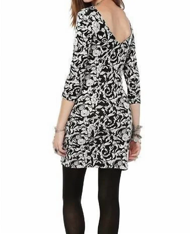 Melina Dress In Black And White