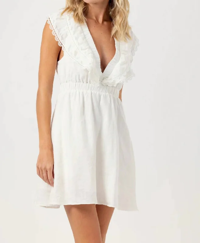 Take Advantage Aurora Dress In White