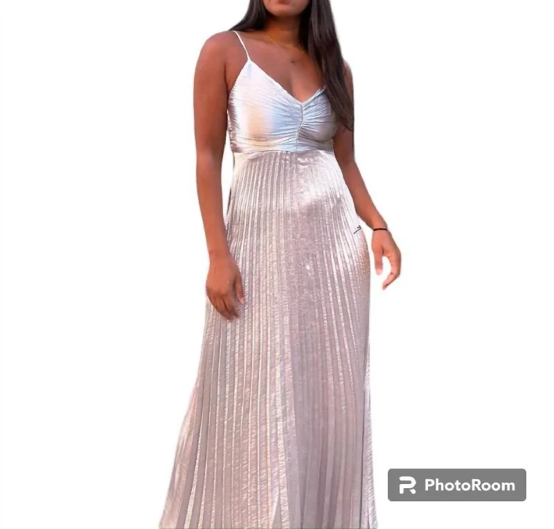 Quick Sale Pleated Dress In Rose