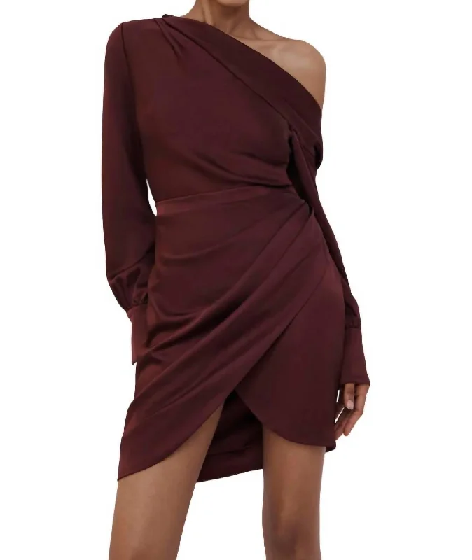 Cameron Classic Woven Dress In Mulberry